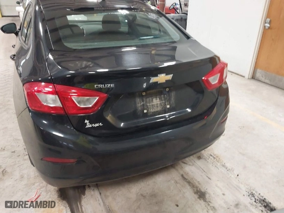 2017 Chevrolet Cruze LS with VIN 1G1BC5SM2H7246931, listed as a IAAI auction lot 41096661 with NaN miles. Bid and sale history available at carsss.com. Image 16.