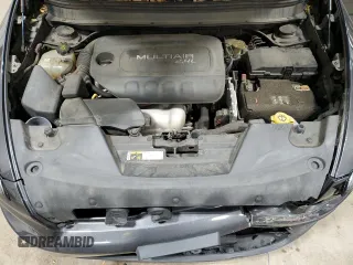 2016 Jeep Cherokee Altitude with VIN 1C4PJLCB8GW258011, listed as a Copart auction lot 80121004 with 170,172 mi miles and Salvage Title. Bid and sale history available at carsss.com. Image 12.