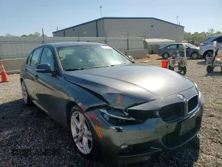 2015 BMW 3 Series 328i xDrive z VIN WBA3B3C59FJ985561, wystawiony jako Copart lot #55222995 z przebiegiem 116 610 mil mil oraz Szkoda całkowita • Salvage title. Historia ofert i sprzedaży dostępna na DreamBid. Obrazek 13.