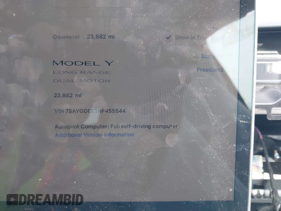 2022 Tesla Model Y Long Range z VIN 7SAYGDEE3NF455544, wystawiony jako IAAI lot #42123963 z przebiegiem 23 882 mil mil oraz . Historia ofert i sprzedaży dostępna na DreamBid. Obrazek 7.