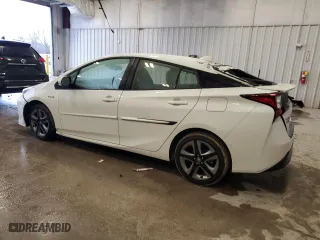 2020 Toyota Prius L Eco with VIN JTDKARFU9L3106230, listed as a Copart auction lot 43336865 with 34,116 mi miles and Non Repairable. Bid and sale history available at carsss.com. Image 2.