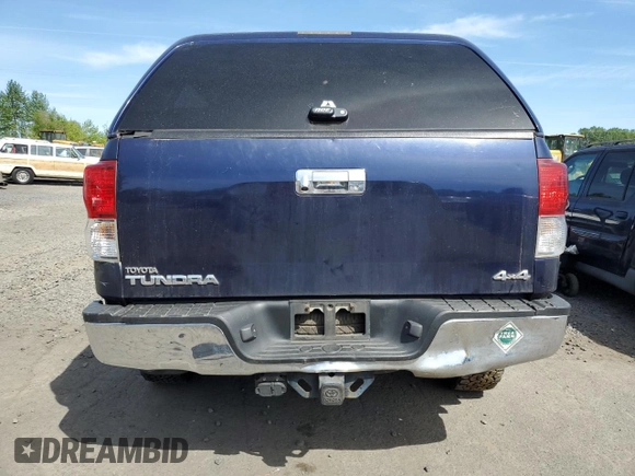 2010 Toyota Tundra z VIN 5TFDY5F10AX110756, wystawiony jako Copart lot #54057265 z przebiegiem 189 908 mil mil oraz Szkoda całkowita • Salvage title. Historia ofert i sprzedaży dostępna na DreamBid. Obrazek 6.