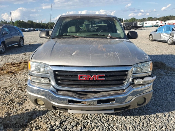 2003 GMC Sierra 1500 SLT with VIN 2GTEC19T531302554, listed as a Copart auction lot 73849244 with 266,351 mi miles and Salvage Title. Bid and sale history available at carsss.com. Image 5.