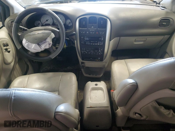 2005 Chrysler Town & Country Touring with VIN 2C8GP54L15R229312, listed as a Copart auction lot 51828415 with 0 mi miles and Non Repairable. Bid and sale history available at carsss.com. Image 8.