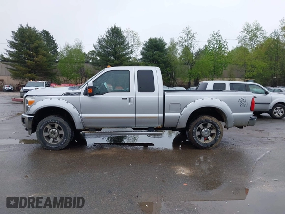 2011 Ford F-250 XL with VIN 1FT7X2B66BEC87583, listed as a IAAI auction lot 42166369 with 171,334 mi miles and . Bid and sale history available at DreamBid. Image 14.