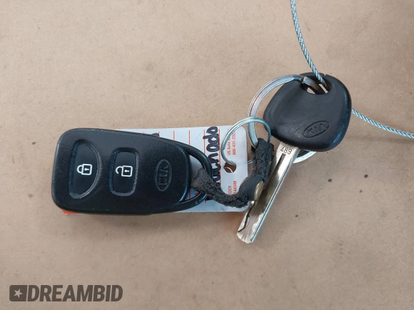 2013 Kia Sorento LX with VIN 5XYKT3A69DG370190, listed as a IAAI auction lot 42456161 with 170,196 mi miles and . Bid and sale history available at DreamBid. Image 11.