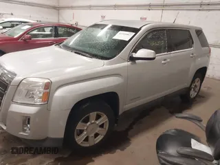 2010 GMC Terrain SLE-1 with VIN 2CTFLCEW3A6235389, listed as a IAAI auction lot 41566867 with 111,974 mi miles. Bid and sale history available at carsss.com. Image 2.