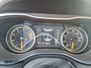 2020 Jeep Cherokee Latitude with VIN 1C4PJMCB2LD550684, listed as a Copart auction lot 43625725 with 60,417 mi miles and Salvage Title. Bid and sale history available at carsss.com. Image 9.