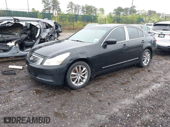 2009 Infiniti G37 x with VIN JNKCV61F79M053982, listed as a IAAI auction lot 42162785 with 197,919 mi miles. Bid and sale history available at carsss.com. Image 2.