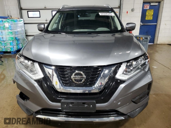 2020 Nissan Rogue SV z VIN JN8AT2MT0LW009007, wystawiony jako Copart lot #60568345 z przebiegiem 88 330 mil mil oraz Czysty tytuł • Clean title. Historia ofert i sprzedaży dostępna na DreamBid. Obrazek 5.