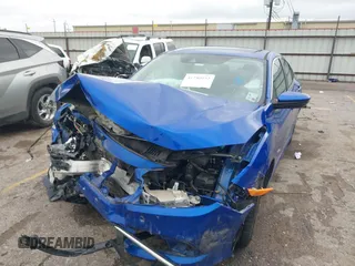 2021 Honda Civic Sedan EX with VIN 19XFC1F35ME012473, listed as a IAAI auction lot 41280932 with 1 mi miles. Bid and sale history available at carsss.com. Image 2.