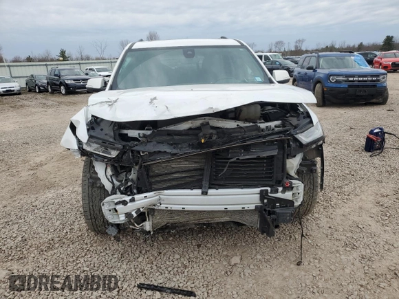 2023 Chevrolet Traverse High Country with VIN 1GNEVNKW8PJ318742, listed as a Copart auction lot 53361995 with 26,687 mi miles and Salvage title. Bid and sale history available at DreamBid. Image 5.