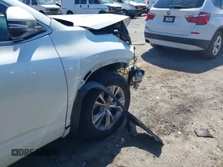 2015 Toyota Highlander XLE z VIN 5TDJKRFH0FS203332, wystawiony jako IAAI lot #42020869 z przebiegiem 247 287 mil mil oraz . Historia ofert i sprzedaży dostępna na DreamBid. Obrazek 6.