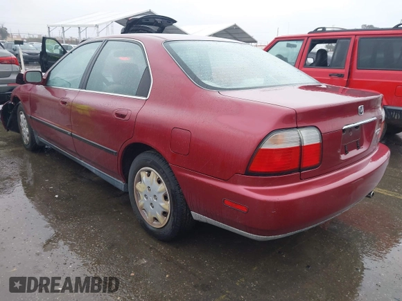 1996 Honda Accord LX with VIN 1HGCD5639TA011773, listed as a IAAI auction lot 41583086 with 148,439 mi miles and . Bid and sale history available at carsss.com. Image 3.