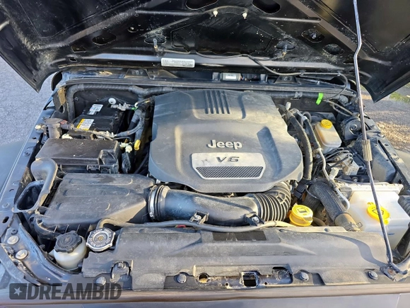 2018 Jeep Wrangler Unlimited Sport S с VIN 1C4HJWDG0JL899680, выставлен на аукционе Copart как лот 62428165 с пробегом 162 218 миль миль и Чистый • Clean title. История ставок и продаж доступна на DreamBid. Изображение 7.
