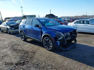 2024 Kia Sportage X-Line with VIN 5XYK6CDF3RG202622, listed as a IAAI auction lot 41096038 with 9,379 mi miles and . Bid and sale history available at carsss.com. Image 1.