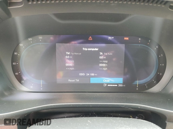 2023 Volvo XC40 Plus Bright Theme с VIN YV4L12UN0P2990297, выставлен на аукционе Copart как лот 58774155 с пробегом 24 189 миль миль и Списание • Salvage title. История ставок и продаж доступна на DreamBid. Изображение 9.