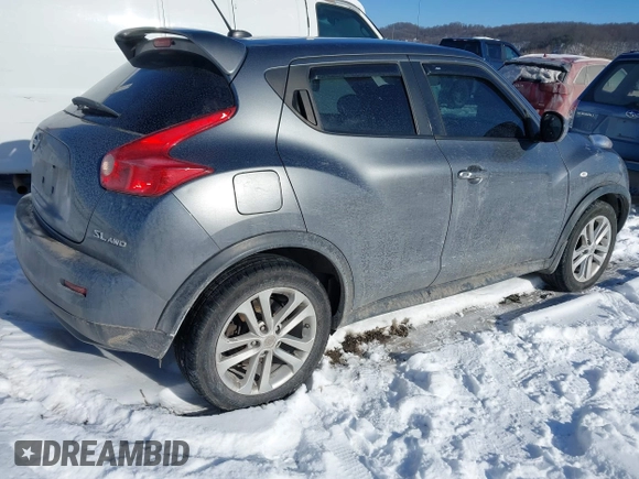 2011 Nissan Juke SL with VIN JN8AF5MV9BT023983, listed as a IAAI auction lot 41399178 with 161,157 mi miles. Bid and sale history available at carsss.com. Image 4.