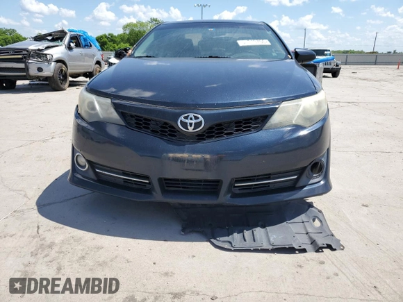 2014 Toyota Camry L with VIN 4T1BF1FK2EU420778, listed as a Copart auction lot 54070755 with 237,788 mi miles and Clean Title. Bid and sale history available at carsss.com. Image 5.