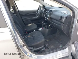 2019 Mitsubishi Mirage ES z VIN ML32F3FJ0KHF00792, wystawiony jako IAAI lot #42216324 z przebiegiem 83 341 mil mil oraz . Historia ofert i sprzedaży dostępna na DreamBid. Obrazek 5.