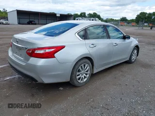 2017 Nissan Altima SV z VIN 1N4AL3AP1HC291908, wystawiony jako IAAI lot #42364395 z przebiegiem 207 453 mil mil oraz . Historia ofert i sprzedaży dostępna na DreamBid. Obrazek 4.