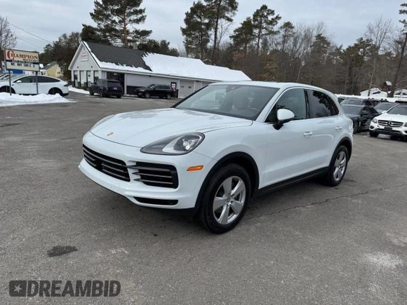 2019 Porsche Cayenne z VIN WP1AA2AY4KDA04998, wystawiony jako Copart lot #54154135 z przebiegiem 112 081 mil mil oraz Czysty tytuł • Clean title. Historia ofert i sprzedaży dostępna na DreamBid. Obrazek 1.