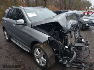 2013 Mercedes-Benz M-Class ML 350 with VIN 4JGDA5HB9DA244565, listed as a IAAI auction lot 41935797 with 152,495 mi miles. Bid and sale history available at carsss.com. Image 1.