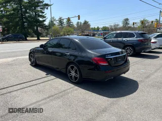 2020 Mercedes-Benz E 350 with VIN W1KZF8DBXLA841120, listed as a Copart auction lot 55361315 with 118,655 mi miles and Clean Title. Bid and sale history available at DreamBid. Image 3.