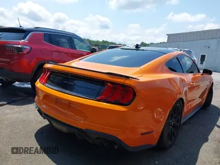 2020 Ford Mustang GT z VIN 1FA6P8CF5L5174647, wystawiony jako IAAI lot #42476619 z przebiegiem 42 728 mil mil oraz . Historia ofert i sprzedaży dostępna na DreamBid. Obrazek 16.