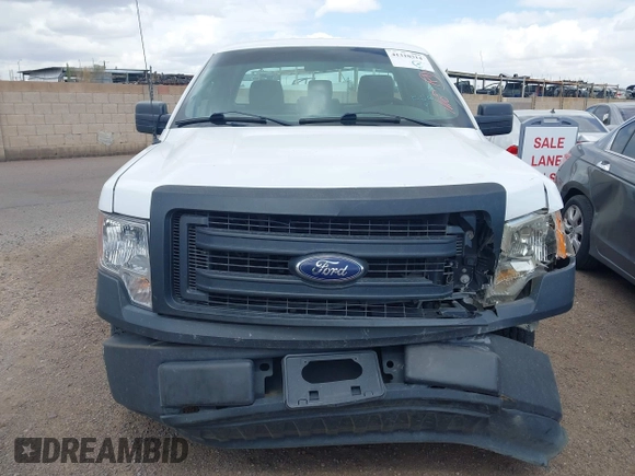 2014 Ford F-150 XL with VIN 1FTMF1CM4EKE98669, listed as a IAAI auction lot 41927986 with 133,246 mi miles and . Bid and sale history available at DreamBid. Image 12.