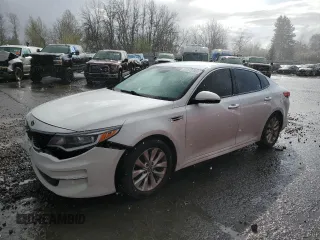 2016 Kia Optima LX with VIN 5XXGT4L37GG003344, listed as a Copart auction lot 51179445 with 118,267 mi miles and Salvage Title. Bid and sale history available at carsss.com. Image 1.