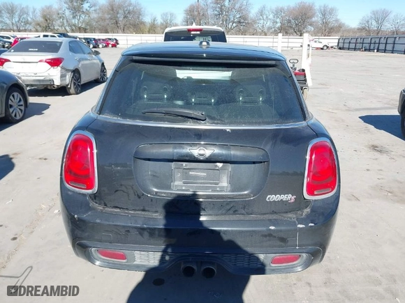 2015 MINI Cooper Hardtop 4 Door S with VIN WMWXU3C53F2B56459, listed as a IAAI auction lot 41400624 with NaN miles. Bid and sale history available at carsss.com. Image 16.