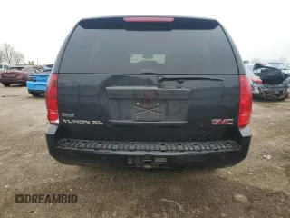 2012 GMC Yukon XL SLT with VIN 1GKS2KE78CR320272, listed as a Copart auction lot 81110124 with 214,889 mi miles and Salvage Title. Bid and sale history available at carsss.com. Image 6.