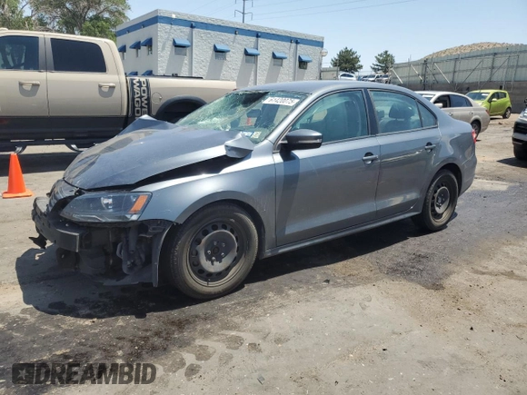 2014 Volkswagen Jetta SE with VIN 3VWD17AJ2EM360824, listed as a Copart auction lot 61420075 with 142,101 mi miles and Salvage title. Bid and sale history available at DreamBid. Image 1.