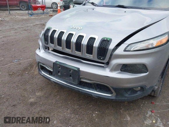 2016 Jeep Cherokee High Altitude with VIN 1C4PJLDB6GW229136, listed as a IAAI auction lot 41675568 with 146,533 mi miles. Bid and sale history available at carsss.com. Image 17.