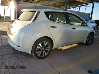 2017 Nissan LEAF SL with VIN 1N4BZ0CPXHC300894, listed as a Copart auction lot 82243014 with 9,895 mi miles and Clean Title. Bid and sale history available at carsss.com. Image 3.