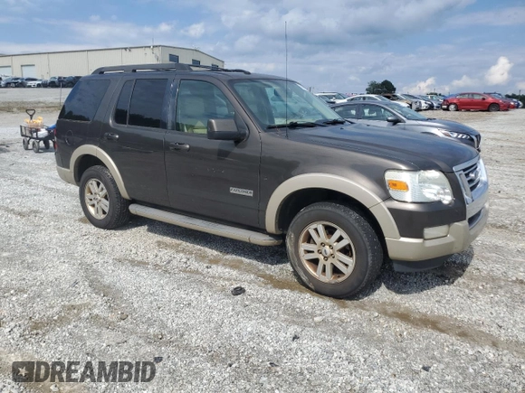 2008 Ford Explorer Eddie Bauer с VIN 1FMEU64E78UB32708, выставлен на аукционе Copart как лот 56686295 с пробегом 230 748 миль миль и На запчасти • Non repairable. История ставок и продаж доступна на DreamBid. Изображение 4.