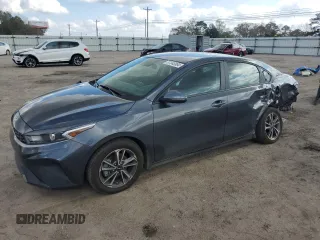 2024 Kia Forte LXS with VIN 3KPF24ADXRE742374, listed as a Copart auction lot 87043894 with 19,639 mi miles and Salvage Title. Bid and sale history available at carsss.com. Image 1.