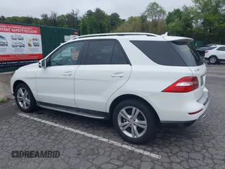 2014 Mercedes-Benz M 350 z VIN 4JGDA5HB0EA362358, wystawiony jako IAAI lot #42344123 z przebiegiem 98 187 mil mil oraz . Historia ofert i sprzedaży dostępna na DreamBid. Obrazek 14.