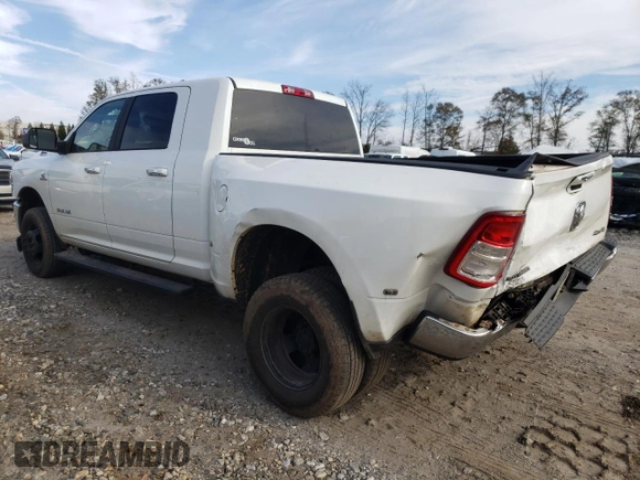 2019 Ram 3500 Big Horn with VIN 3C63RRLL6KG533974, listed as a Copart auction lot 82833114 with 135,856 mi miles and Clean Title. Bid and sale history available at carsss.com. Image 2.