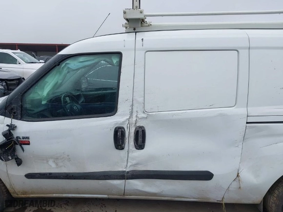 2016 Ram ProMaster City Cargo Van Tradesman with VIN ZFBERFAT5G6B58242, listed as a IAAI auction lot 41641165 with 165,220 mi miles. Bid and sale history available at carsss.com. Image 14.