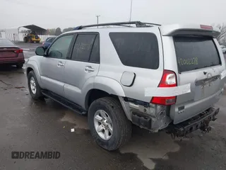 2006 Toyota 4Runner SR5 z VIN JTEBU14R468060851, wystawiony jako IAAI lot #42002278 z przebiegiem 234 343 mil mil oraz . Historia ofert i sprzedaży dostępna na DreamBid. Obrazek 3.