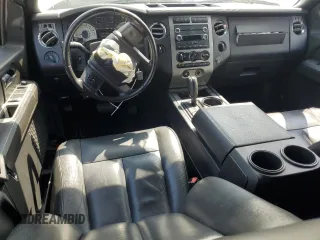 2008 Ford Expedition Max SSV z VIN 1FMFK165X8LA37334, wystawiony jako Copart lot #59899775 z przebiegiem 145 342 mil mil oraz Szkoda całkowita • Salvage title. Historia ofert i sprzedaży dostępna na DreamBid. Obrazek 8.