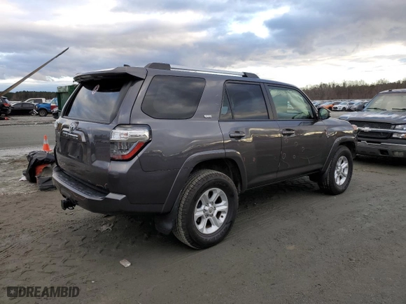 2022 Toyota 4Runner SR5 with VIN JTEEU5JR9N5270449, listed as a Copart auction lot 41514255 with 59,725 mi miles and Salvage Title. Bid and sale history available at carsss.com. Image 3.