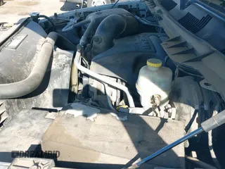 2014 Ram 1500 Big Horn z VIN 1C6RR7GT3ES193608, wystawiony jako IAAI lot #42596263 z przebiegiem 176 677 mil mil oraz . Historia ofert i sprzedaży dostępna na DreamBid. Obrazek 19.