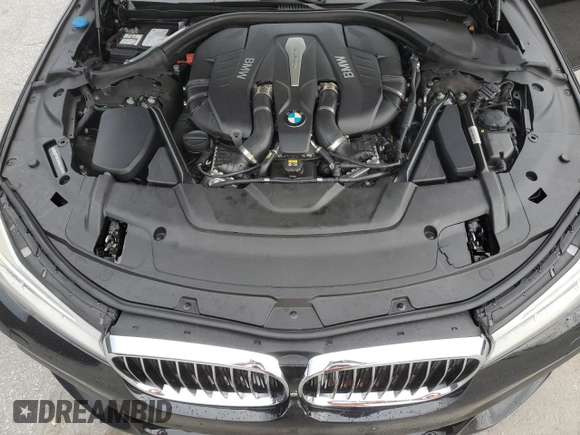 2016 BMW 7 Series 750i with VIN WBA7F0C56GGL99533, listed as a Copart auction lot 59091045 with 124,624 mi miles and Clean title. Bid and sale history available at DreamBid. Image 11.
