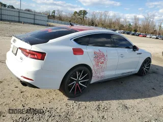 2018 Audi A5 Sportback Premium Plus with VIN WAUENCF55JA019311, listed as a Copart auction lot 39348524 with 59,869 mi miles. Bid and sale history available at carsss.com. Image 3.