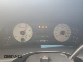 2006 Ford F-250 XL с VIN 1FTSW21P46EC70648, выставлен на аукционе Copart как лот 65358885 с пробегом 209 172 миль миль и Списание • Salvage title. История ставок и продаж доступна на DreamBid. Изображение 9.