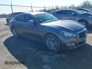 2018 Infiniti Q70 Luxe with VIN JN1BY1AR3JM220783, listed as a IAAI auction lot 41480241 with 95,739 mi miles and . Bid and sale history available at DreamBid. Image 1.