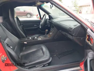 2001 BMW Z3 3.0 z VIN WBACN53451LL46696, wystawiony jako IAAI lot #42171101 z przebiegiem 55 212 mil mil oraz . Historia ofert i sprzedaży dostępna na DreamBid. Obrazek 5.